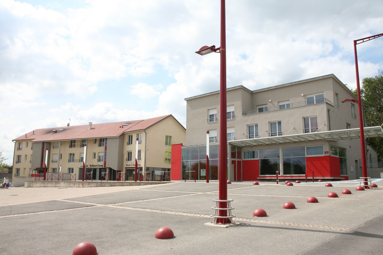 DannemarieSurCrète (25410) , Canton d'Audeux, Le Doubs, La route des