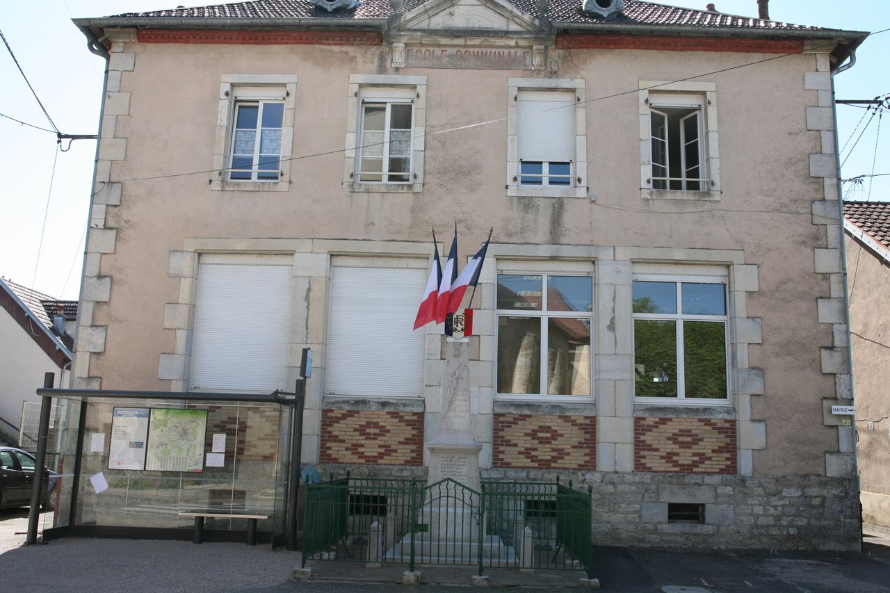 Osselle Routelle (25320) , Canton de Boussières, Le Doubs, La route
