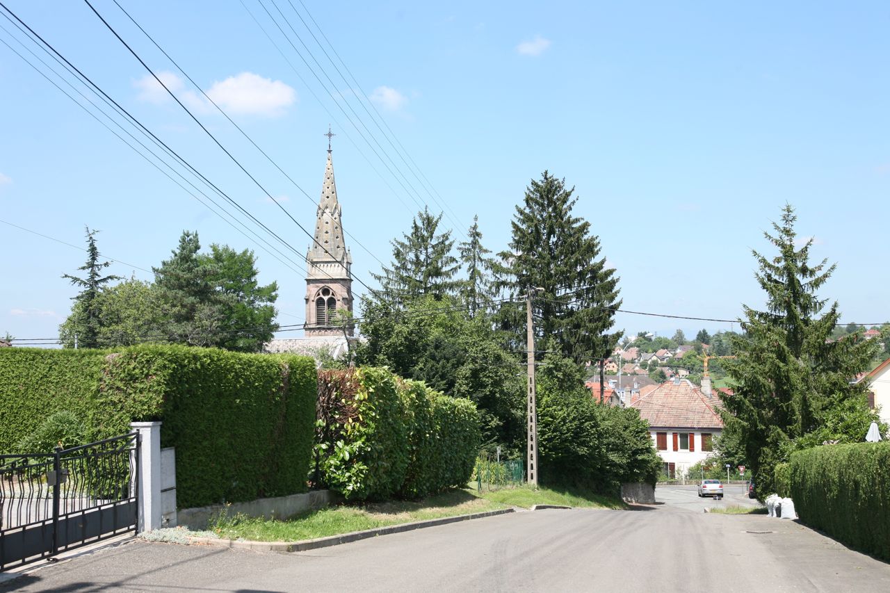 Dasle (25230) , Canton de Dasle, Le Doubs, La route des communes
