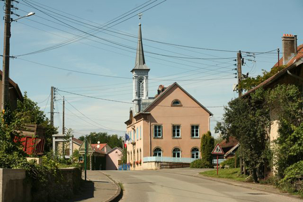 Issans (25550) , Canton d'Issans, Le Doubs, La route des communes